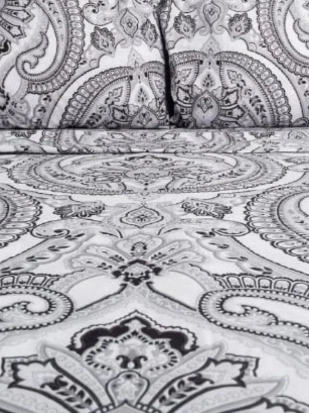 Southshore Fine Linens Pure Melody Quilt Set Reversible Paisley
